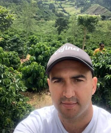 Colombia Jardines del Eden Bourbon Papayo